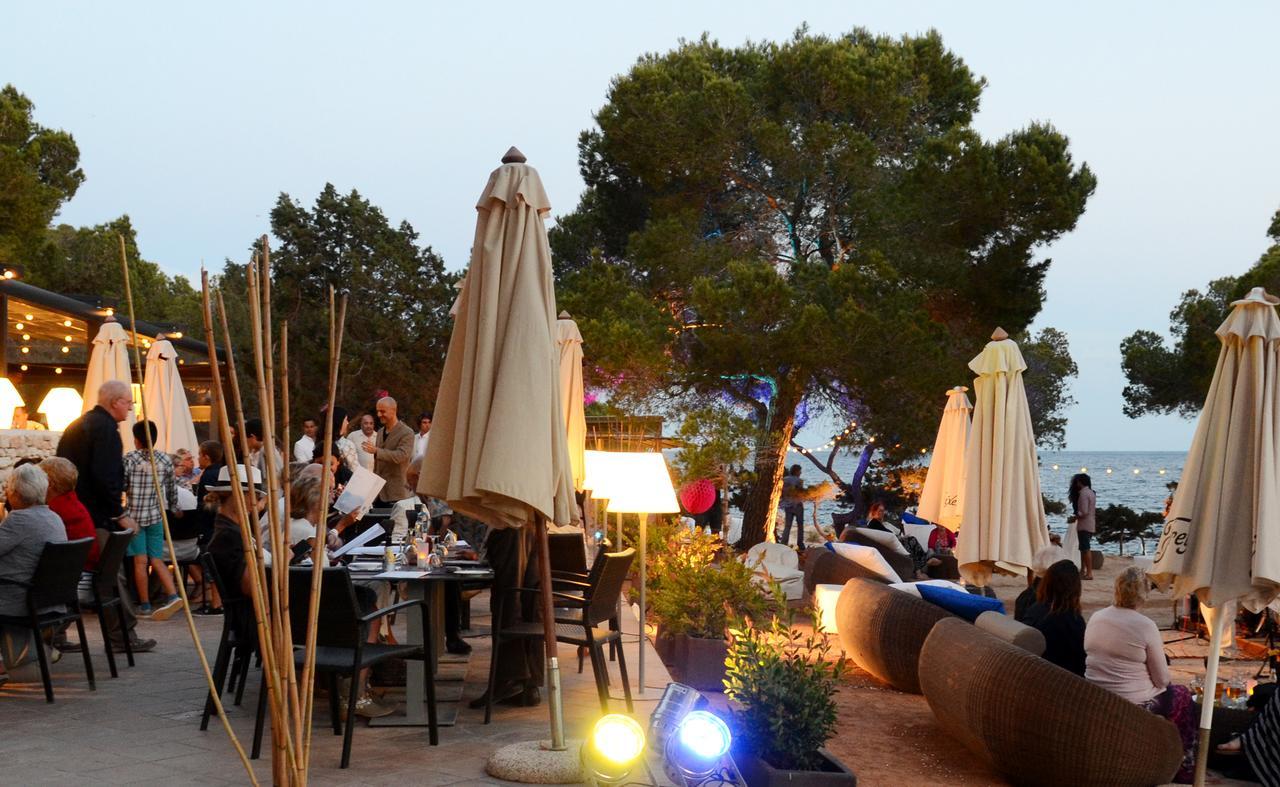 Hotel Catalonia Royal Ses Estaques-Adults Only Santa Eularia des Riu Esterno foto